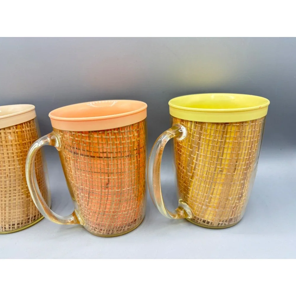 Vintage Raffia Weave Insulated Plastic Mugs Set of 5 Pastel Ice Bucket‎